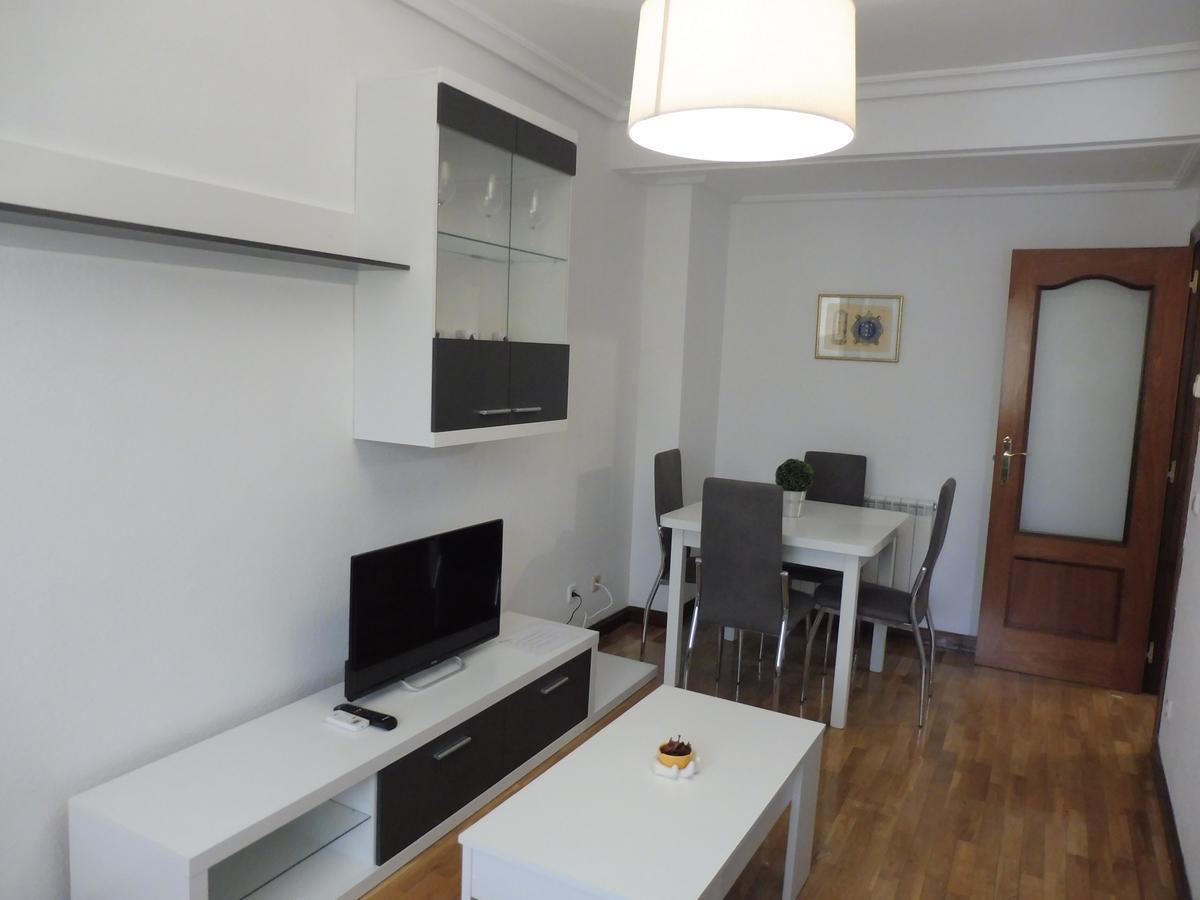 Apartamentos Anita Salamanca Buitenkant foto