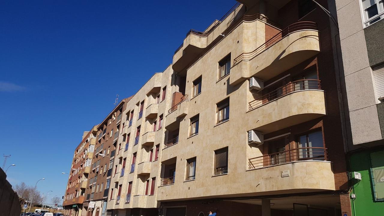 Apartamentos Anita Salamanca Buitenkant foto