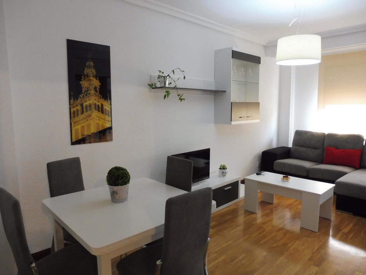 Apartamentos Anita Salamanca Buitenkant foto