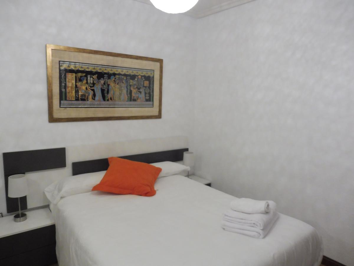 Apartamentos Anita Salamanca Buitenkant foto