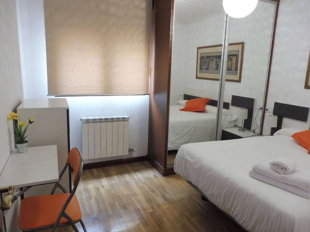 Apartamentos Anita Salamanca Buitenkant foto